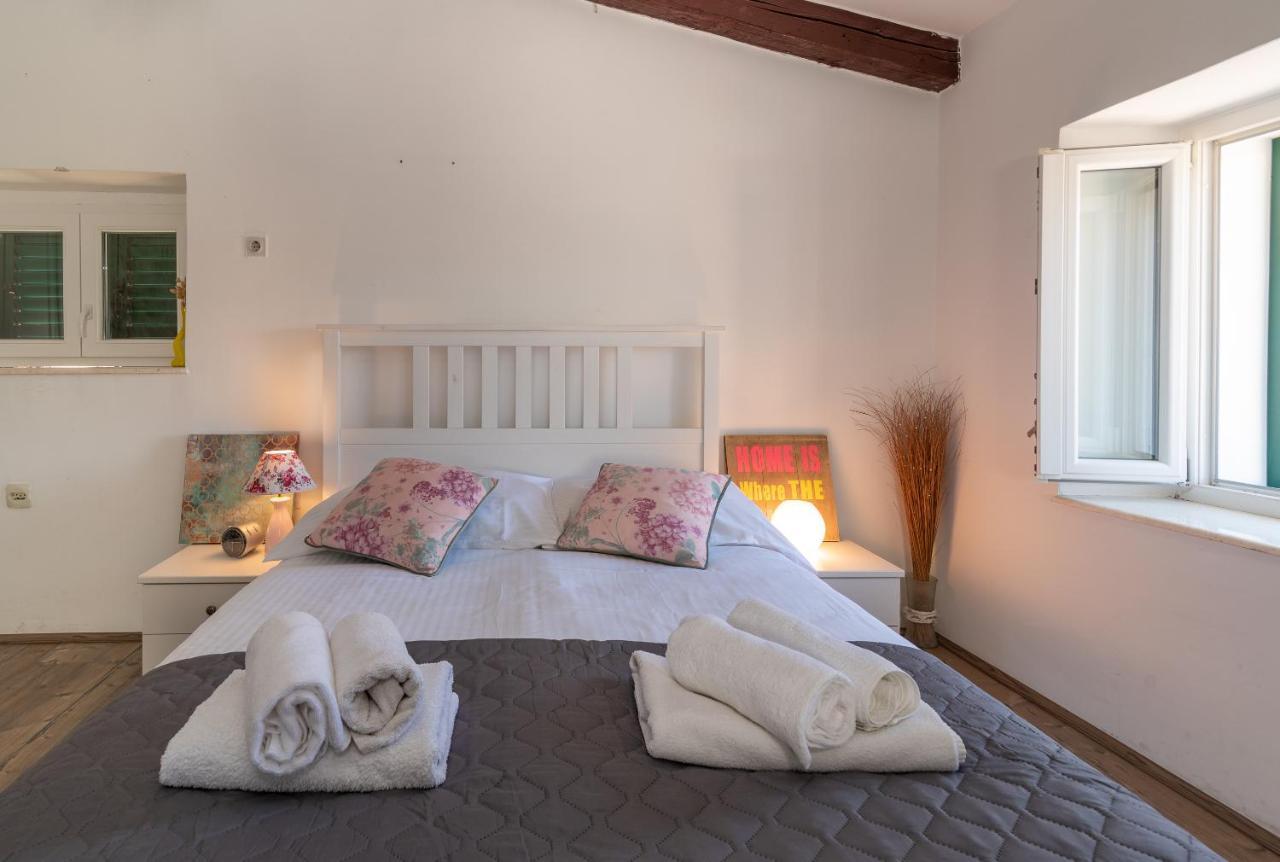 Apartment Ana トロギール エクステリア 写真